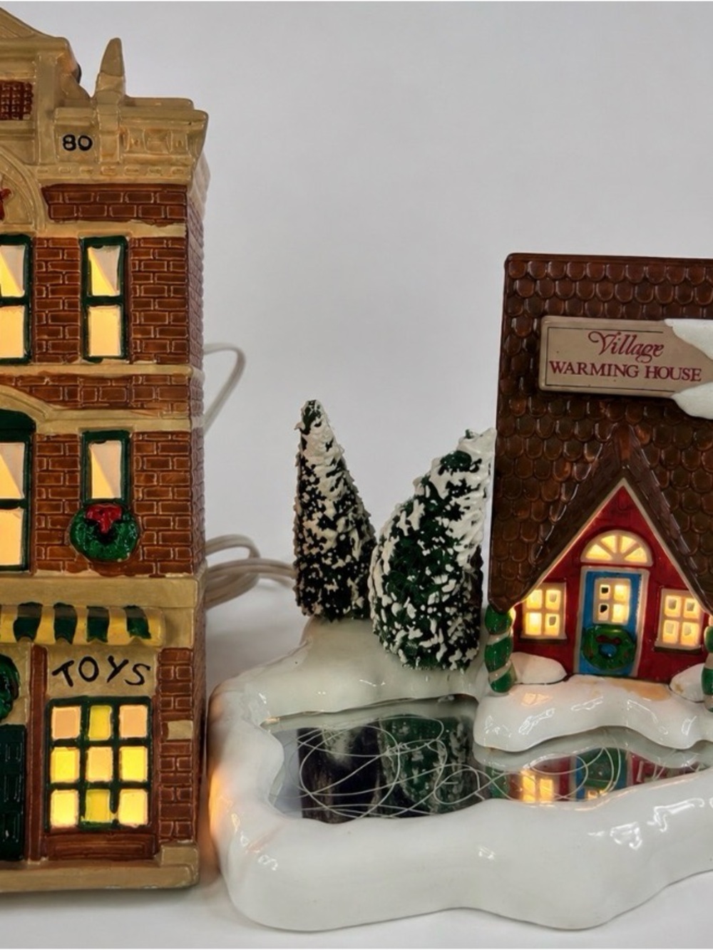 Department 56 1986 Village Warming House & Toy shop